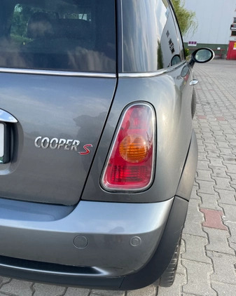 MINI Cooper S cena 16400 przebieg: 187600, rok produkcji 2003 z Radom małe 781